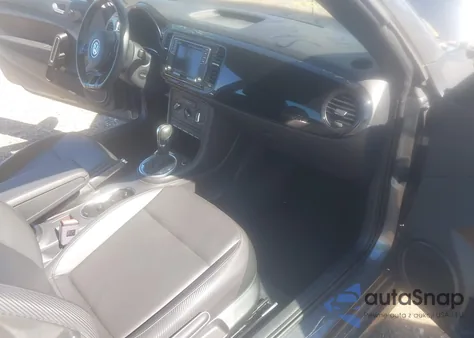 2018 Volkswagen Beetle 2.0T Coast/2.0T S from USA, damaged, VIN 3VWFD7AT0JM706638